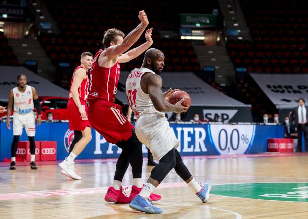 队对他的 队对他的