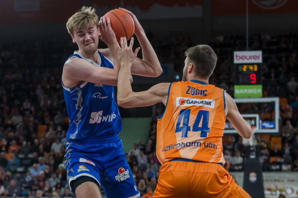 力和积极参 力和积极参